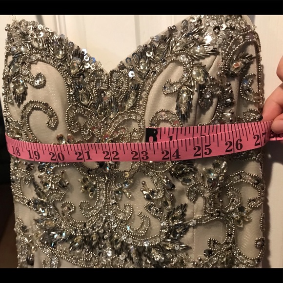 Beautiful Mother of the bride gown - Picture 6 of 7